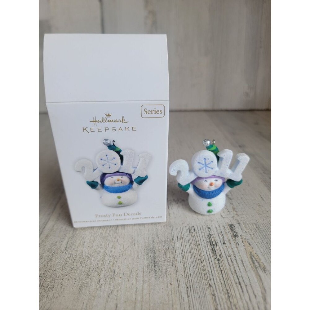 Hallmark Frosty fun decade ornament Xmas glitter Snowman